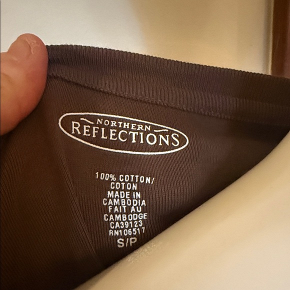 NWT northern reflections size small cotton Brown Button-Front Women's Top - Picture 6 of 6